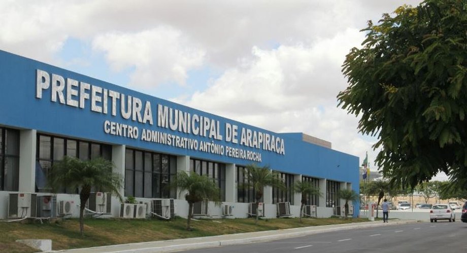 Servidores municipais podem ficar sem receber 13° salário