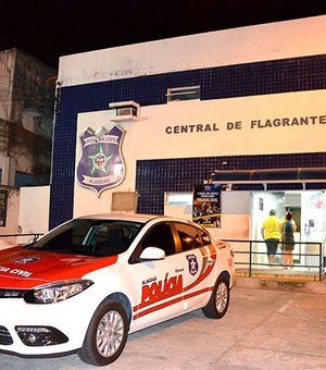 Suspeito de tráfico de drogas é preso em posto de combustíveis no Tabuleiro dos Martins