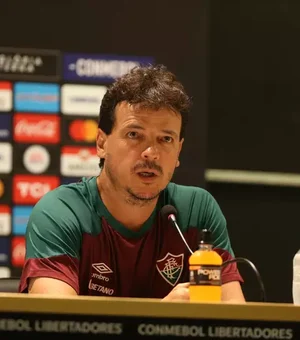 Diniz critica arbitragem e afirma que gramado atrapalhou desempenho do Fluminense: ‘O campo prejudicou’