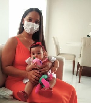 [Vídeo] Mãe pela primeira vez, fisioterapeuta doa leite humano para incentivar outras mães de Arapiraca