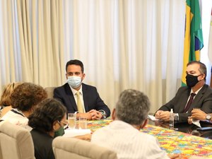Paulo Dantas vai pedir relator único para projeto de PCC da Educação