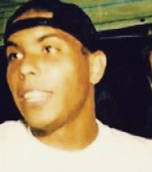Ex de Ronaldo diz que faturou R$ 500 mil com filmes adultos