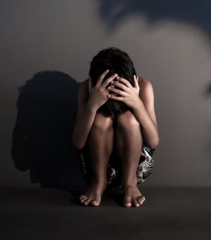 Um em cada 3 brasileiros concorda que mulher tem culpa por estupro, diz pesquisa