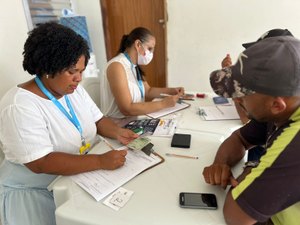 Prefeitura oferece assistência social a ocupantes de terreno institucional do Zélia Barbosa Rocha
