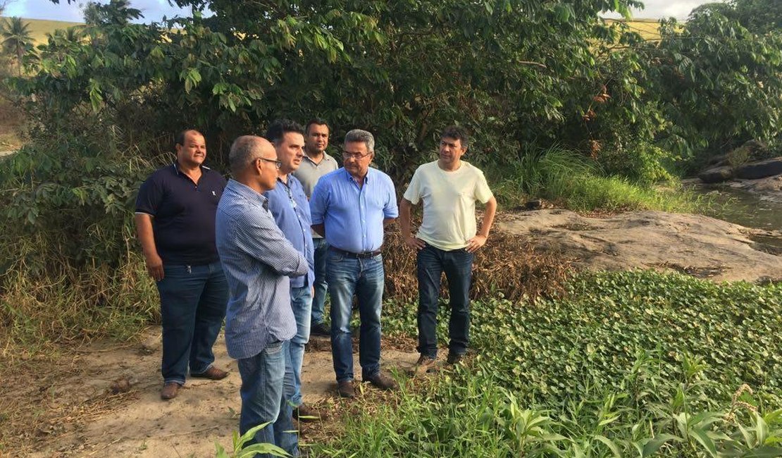 Areski e Renan garantem retomada da construção de barragem de nível no Rio Mundaú