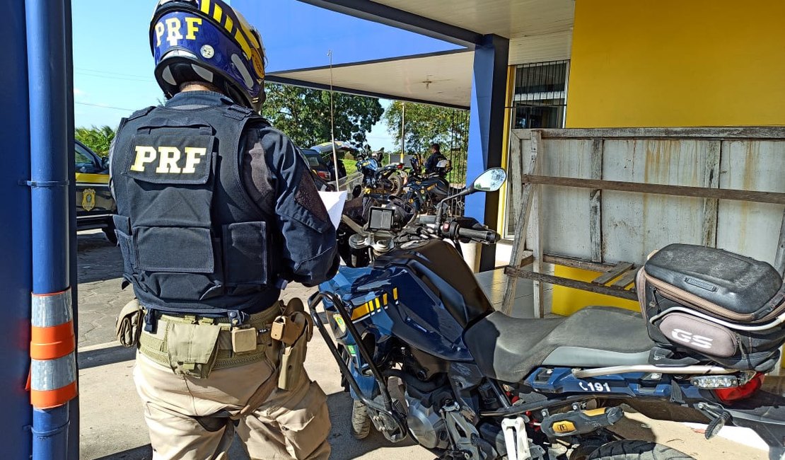 Polícia Rodoviária Federal prende foragido da Justiça em Dois Riachos