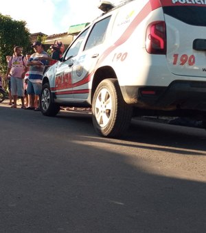 [Vídeo] Motociclista morre após colisão contra carro no bairro Cavaco, em Arapiraca