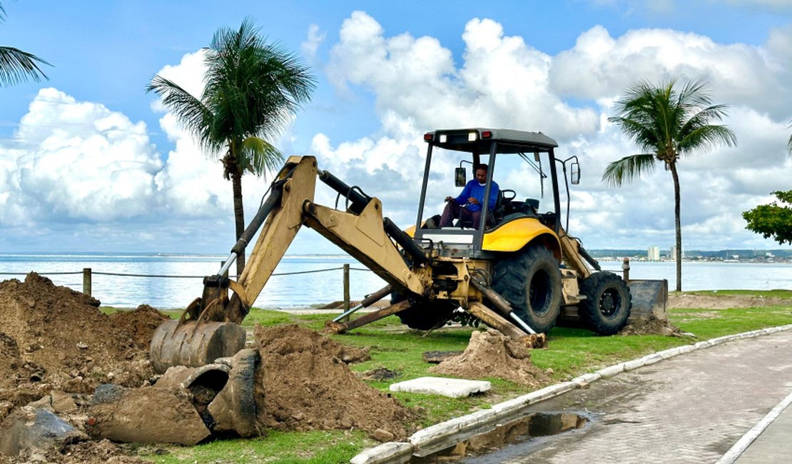 Infraestrutura troca tubulação para recuperar sistema de drenagem no Jaraguá