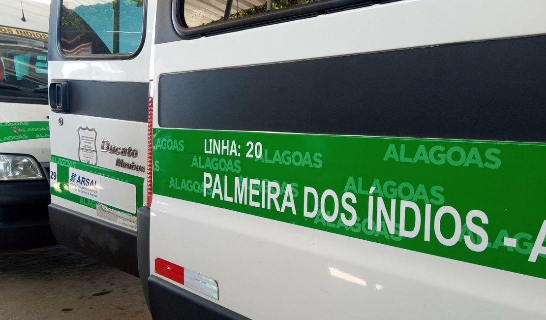 Usuários do transporte complementar voltam a reclamar da superlotação