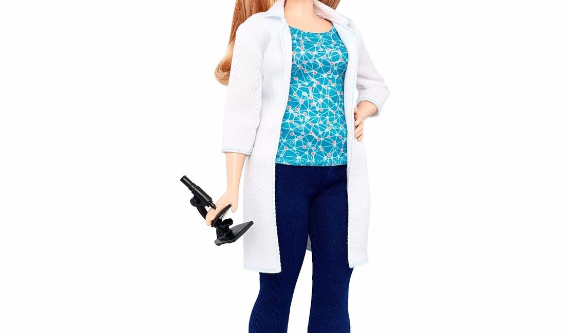 Novas Barbies da Mattel são feitas de plástico retirado do oceano