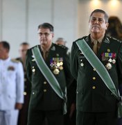 Bolsonaro convida general que liderou intervenção no RJ para a Casa Civil