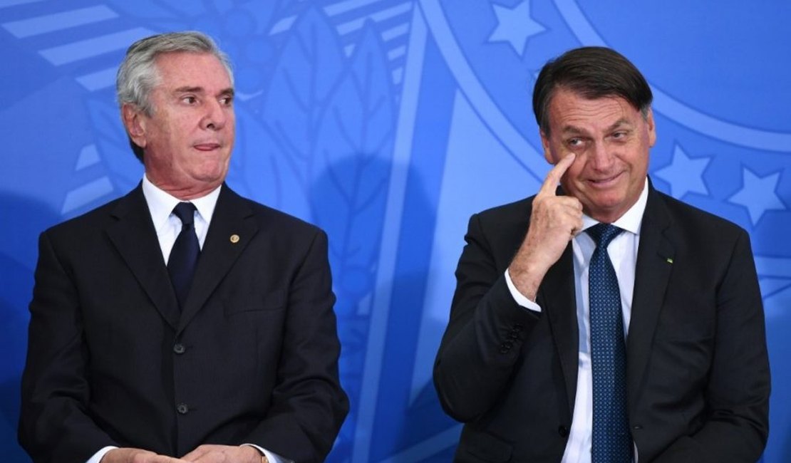 Bolsonaro se mantém longe das eleições de Alagoas, e Collor ainda não tem apoio declarado do presidente
