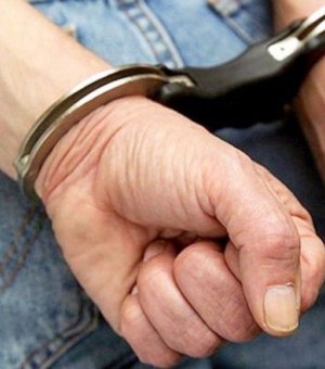 Homem épreso acusado de estuprar duas filhas menores em Teotônio Vilela
