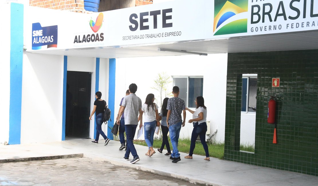 Sine Alagoas oferta mais de 200 vagas de emprego