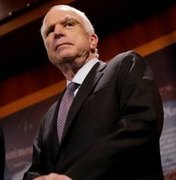 Morre o senador americano John McCain, vítima de um tumor no cérebro