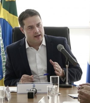 Renan Filho afirma que não há crise com a Polícia Civil, mas reajuste de 172% é inviável