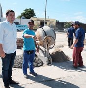 Vice-prefeito vistoria obras de nova praça no Eustáquio Gomes