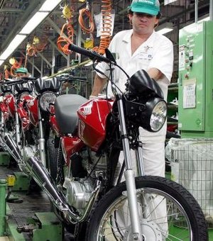 Greve dos bancos contribuiu para queda na venda de motocicletas, diz Abraciclo
