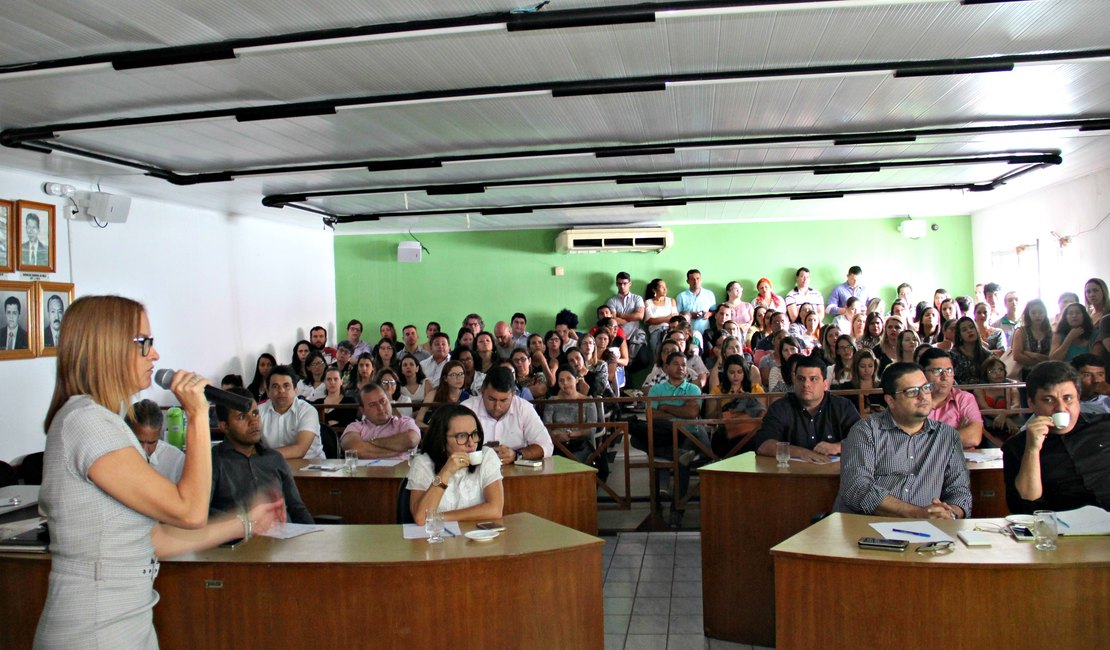 Secretária de Saúde informa ampliação da cobertura do PSF em Arapiraca