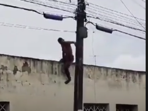 Homem assalta idosos e é preso tentando fugir pelo telhado em Arapiraca