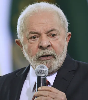 Lula diz que vai avaliar autonomia do Banco Central; especialistas veem retrocesso