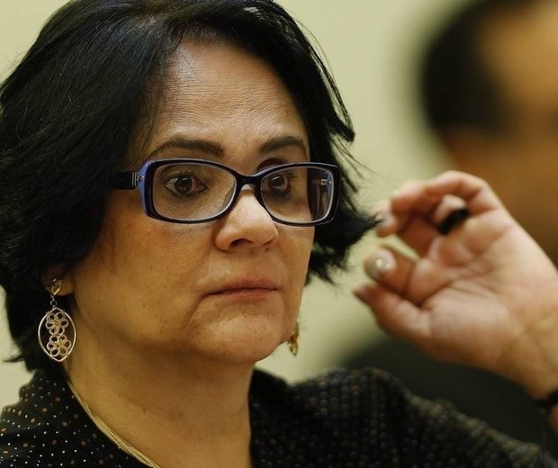 'Cadeia imediatamente', pede Damares sobre caso Robinho