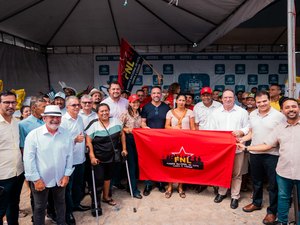 [Vídeo] Governador lança Programa Planta Alagoas com incentivo para 70 mil agricultores em Arapiraca