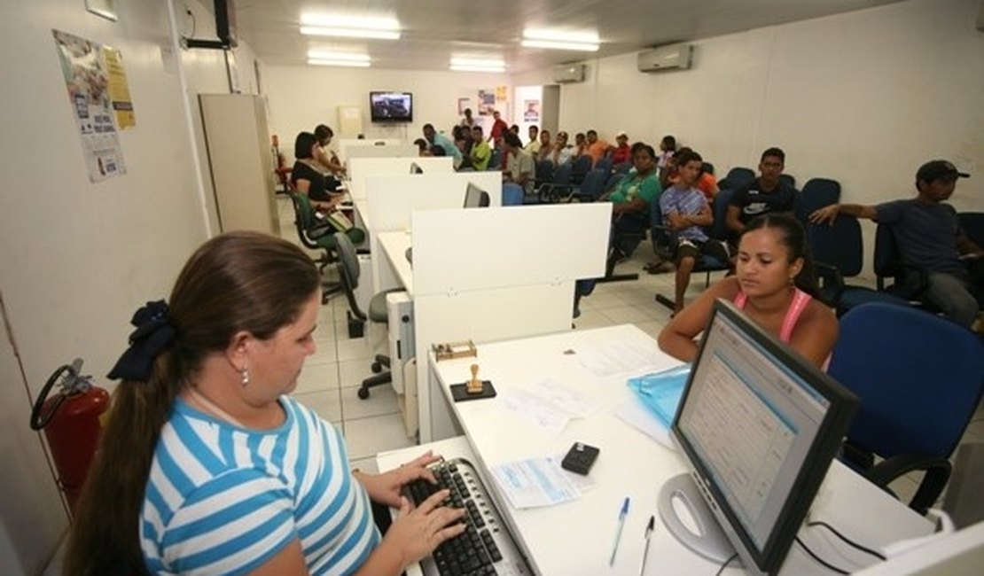 Sine Alagoas oferece mais de 370 vagas de emprego