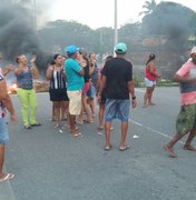 Ambulantes protestam por espaço na festa dos 200 anos de Alagoas