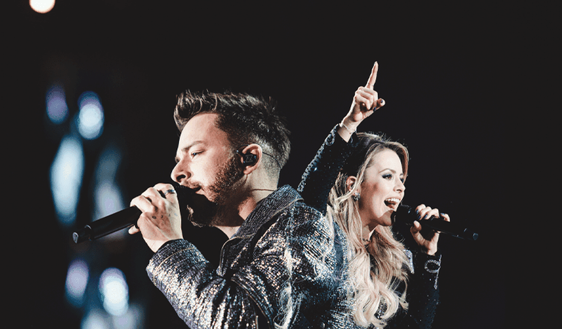 Sandy e Junior liberam o show completo 'Nossa História (Ao Vivo)'