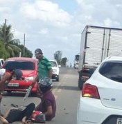 Colisão frontal entre carro e moto deixa dois feridos em Craíbas