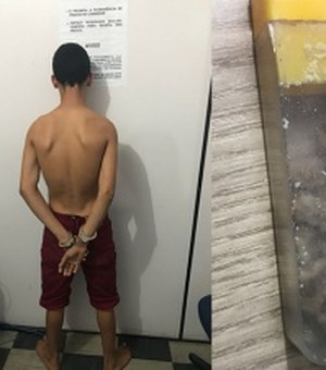 Adolescente é apreendido com arma e drogas após cometer assalto em Maceió