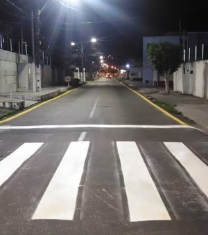 Prefeitura requalifica sinalização horizontal em ruas da Jatiúca