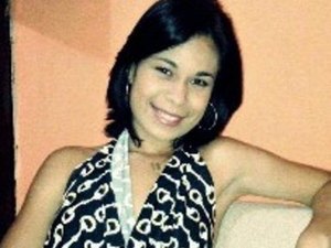 Justiça libera ossada de Roberta Dias e família marca sepultamento para terça-feira (16)