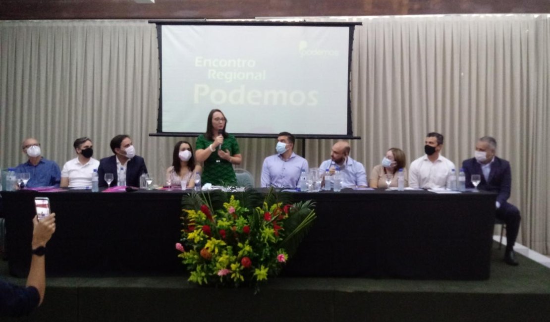 Em Alagoas, Renata Abreu diz que Podemos será alternativa nas eleições presidenciais