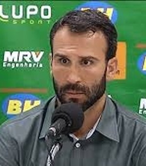 Gols, protestos, técnico demitido, time chamado de ?m..? e Palmeiras líder