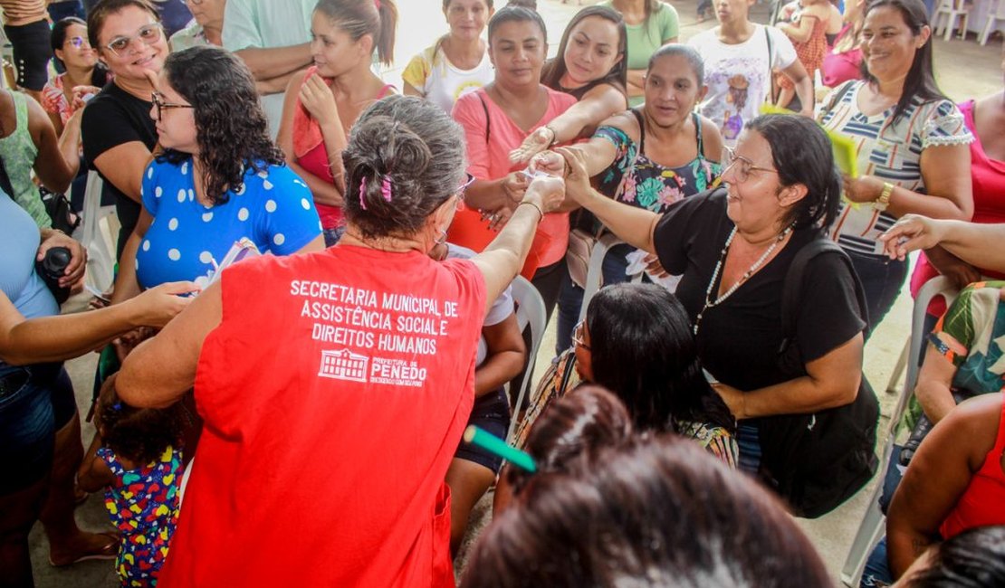 Prefeitura de Penedo promove quase 900 atendimentos no Assistência Com Você em Palmeira Alta
