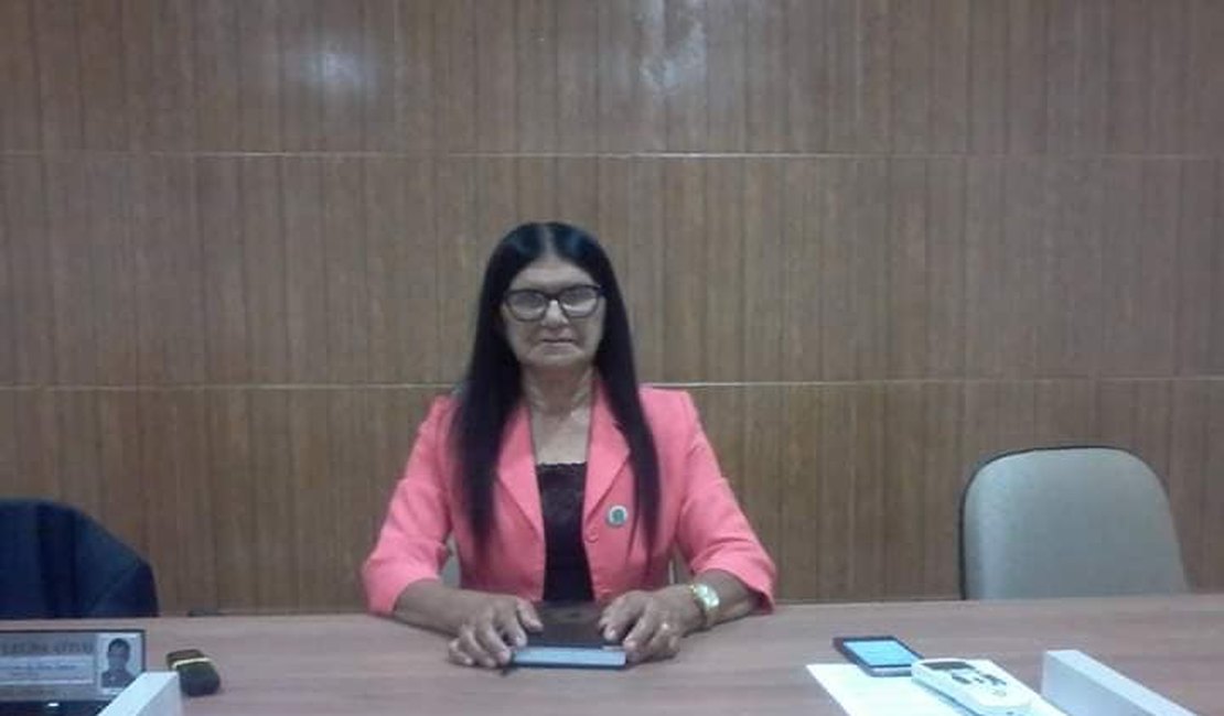 Vereadora Cícera Trindade é reeleita presidente da Câmara de Japaratinga