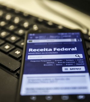 Receita Federal emite cartas para contribuintes que entraram na malha fina