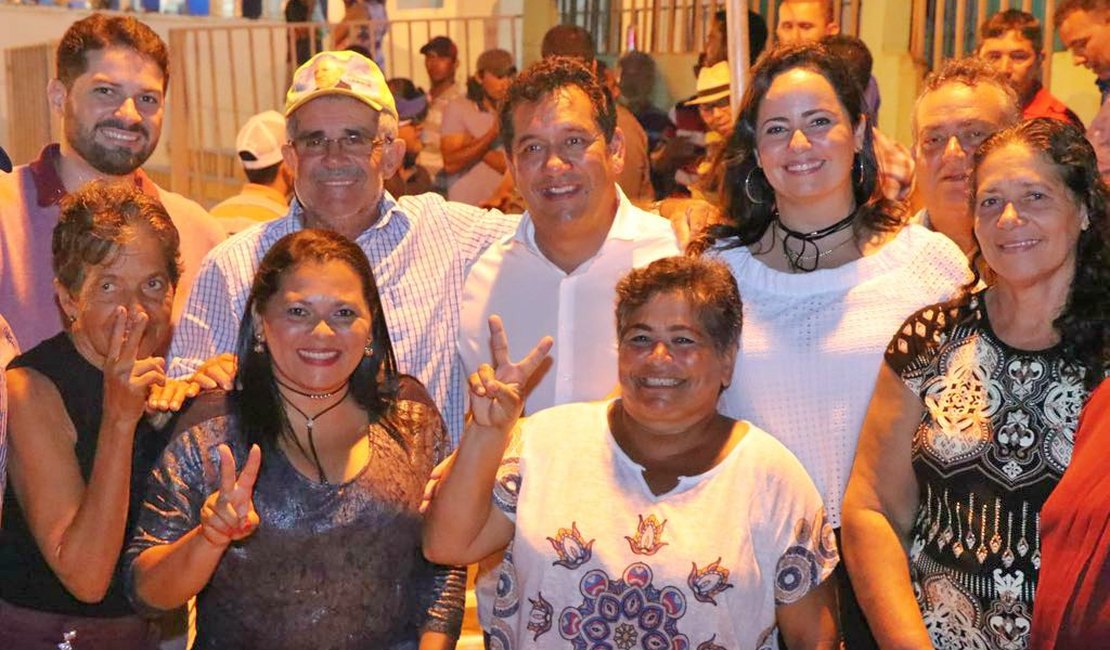 Fabiana Pessoa recebe apoio de ex-prefeitos e vereadores de Igaci