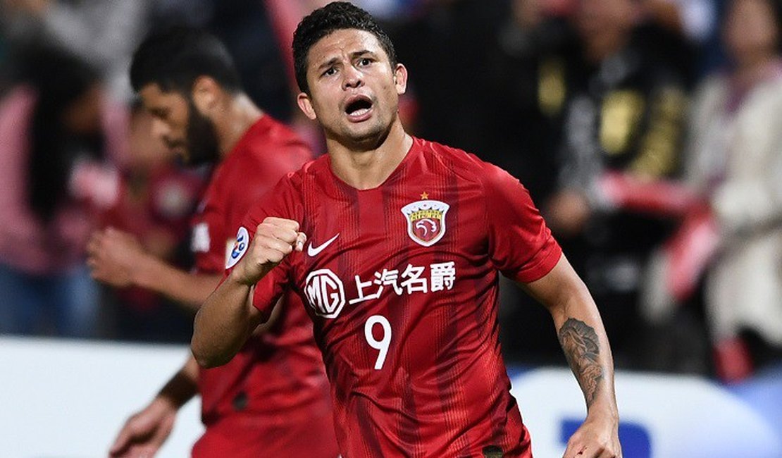 Brasileiro Elkeson é chamado para a seleção da China