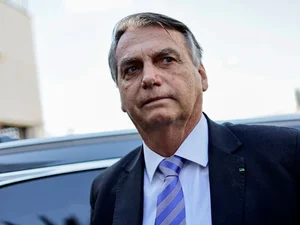 Bolsonaro deixa a PF após ficar em silêncio durante depoimento sobre tentativa de golpe de Estado