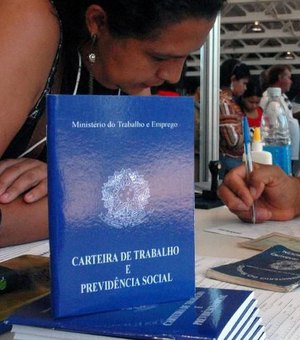 Saldo de empregos em Maceió cai 75% em julho, aponta CAGED