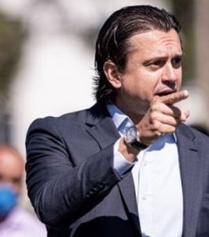 Presidente do Cruzeiro se pronuncia e garante pagamento de salário do setor administrativo do Cruzeiro