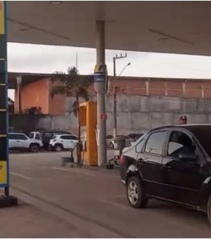[Vídeo]  Em Arapiraca combustíveis estão mais baratos e têm pouca variação no preço