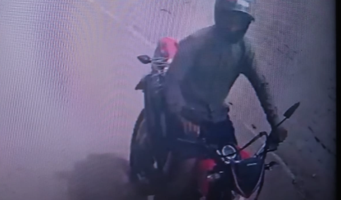 Homem pratica delitos com moto roubada de idoso na Primavera