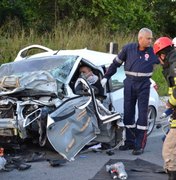 Mulher é carbonizada e oito ficam feridos em grave acidente na BR 101, em São Miguel