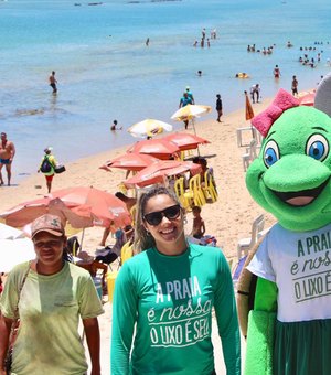 Sacolas biodegradáveis e camisinhas serão distribuídas pelo projeto Nossa Praia