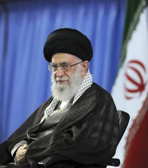 Líder supremo do Irã anuncia presidente interino e decreta luto por morte de Ebrahim Raisi