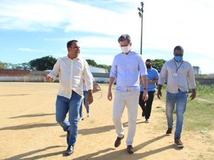 Terreno na Chã de Bebedouro deve abrigar unidades de ensino de bairros afundados